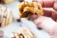 Molten Caramel Peanut Butter Cookies