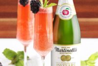 Fizzy Peach and Blackberry Bellini Mocktail