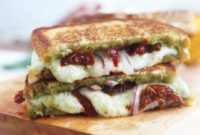 Pesto Grilled Cheese: Two Irresistible Twists