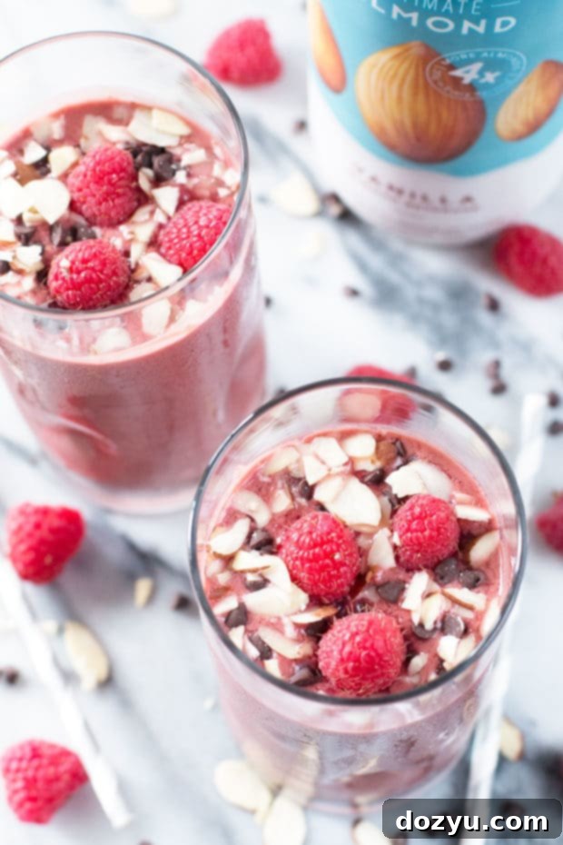 Boozy Chocolate-Covered Raspberry Smoothies | A refreshing and healthy cocktail recipe from cakenknife.com