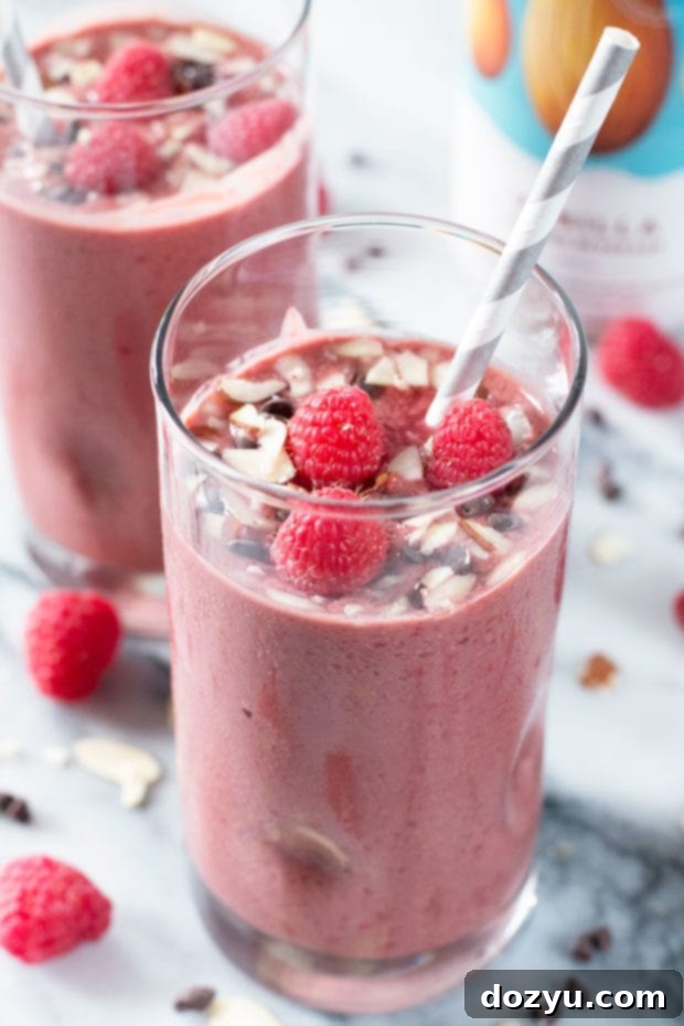 Boozy Chocolate-Covered Raspberry Smoothies | A delicious and easy-to-make healthy cocktail