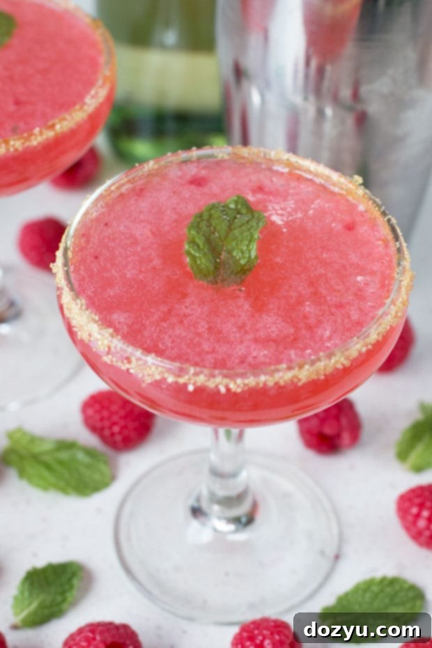 Raspberry Mint Sparklers | cakenknife.com
