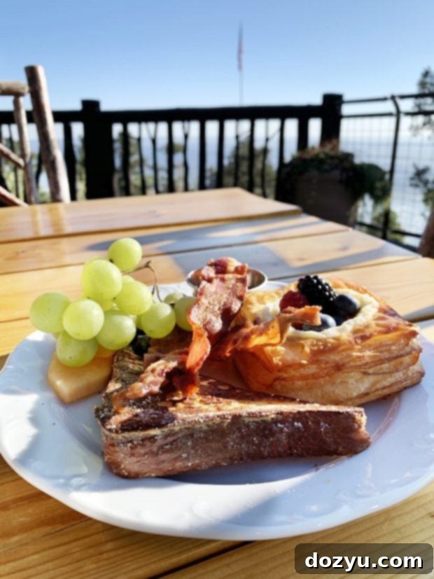 Breakfast at Cloud Camp on the deck image