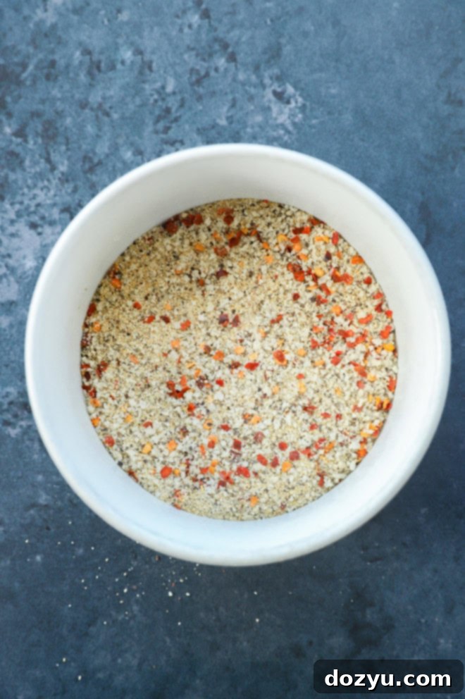 Ultimate Steak Seasoning 4 steak seasoning in a bowl
