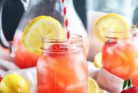 Refreshing Strawberry Vodka Lemonade