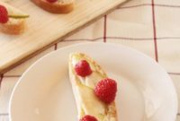 Mascarpone Crostini with Pear and Raspberry