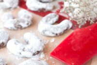 Rich Almond Mocha Crescent Cookies