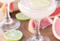 Refreshing Grapefruit Daiquiri