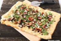 Fig and Goat Cheese Flatbread with Caramelized Onions