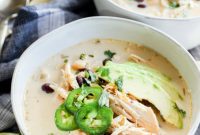 Dreamy Slow Cooker White Chicken Chili