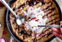 Cozy Pizookie Skillet For Two