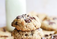 Hearty Oatmeal Chocolate Chunk Cookies