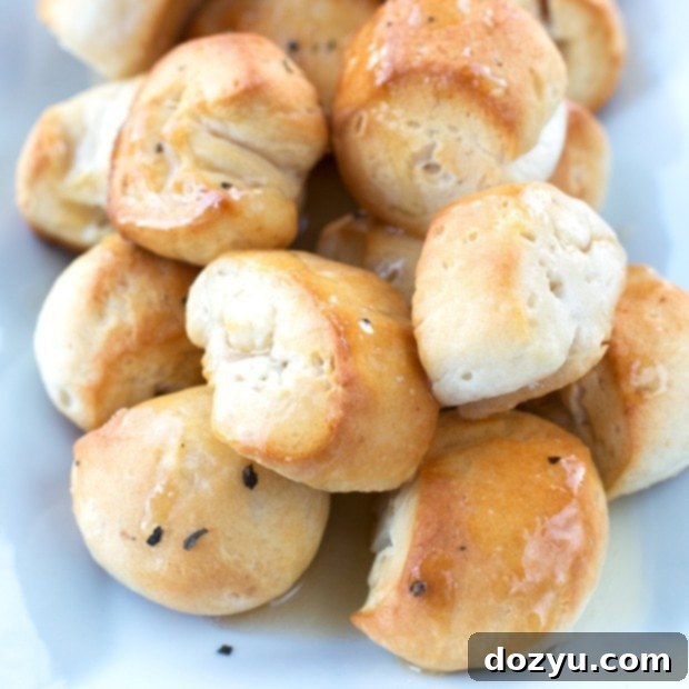 Garlic Bread Bites with Honey Butter Recipe | cakenknife.com