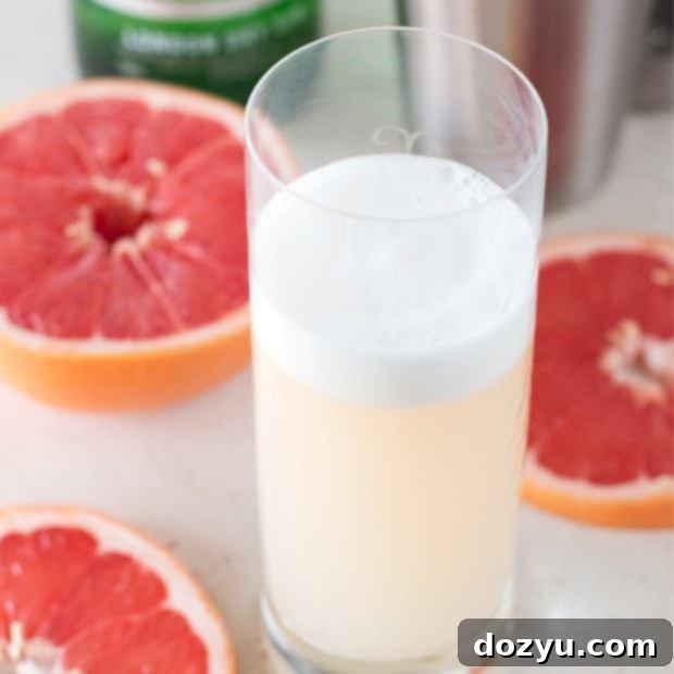 Sunrise Gin Sparkler 6 Grapefruit Gin Fizz | cakenknife.com