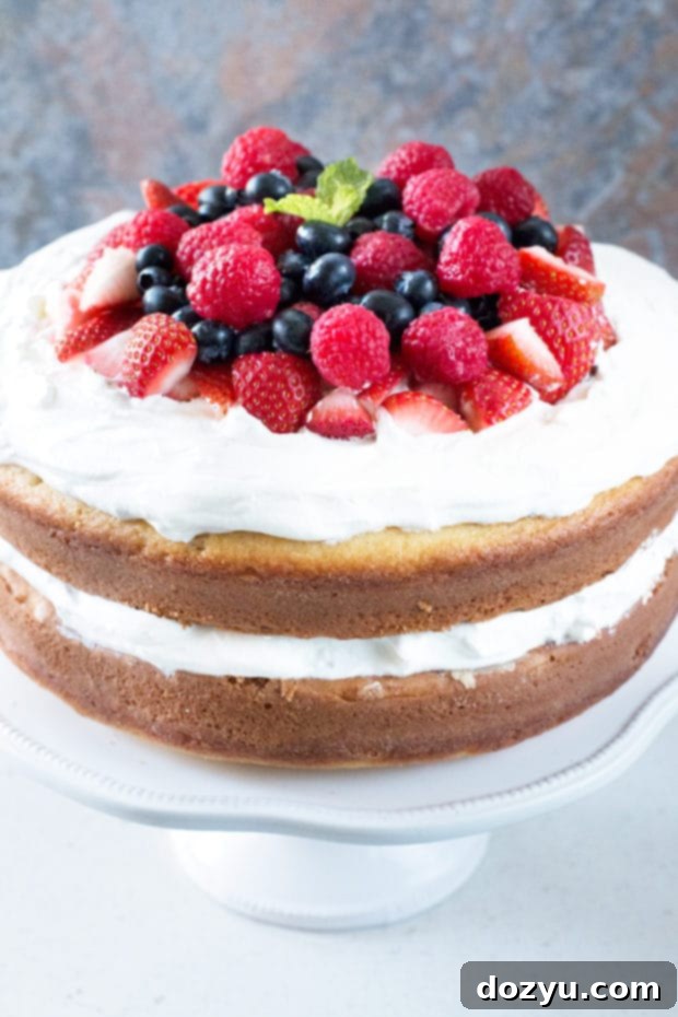 Mixed Berry Vanilla Bean Cake | cakenknife.com