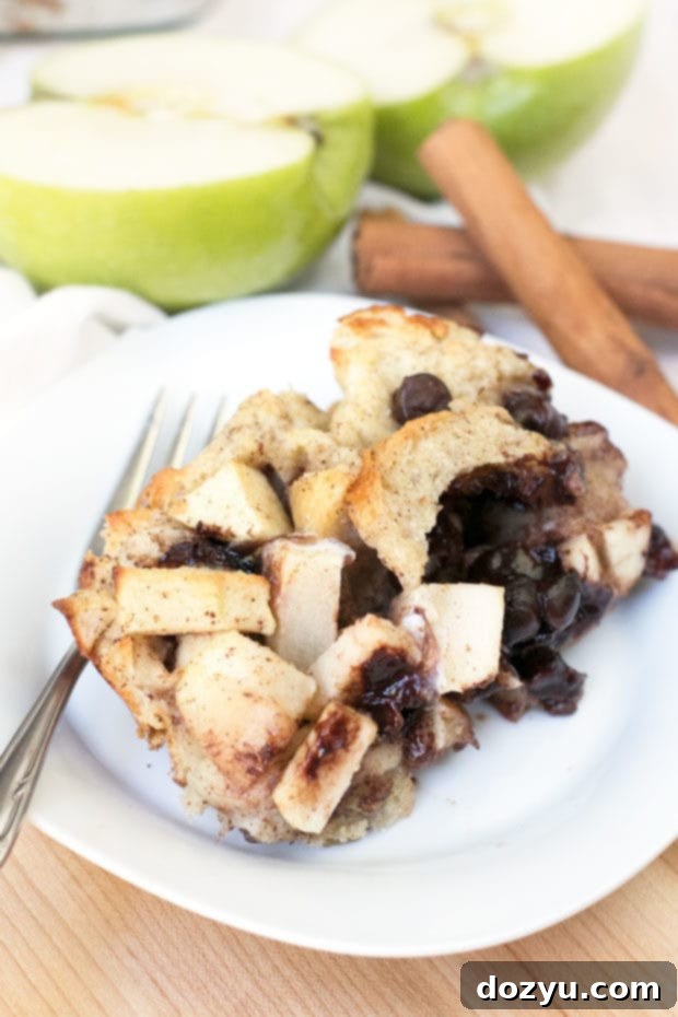 Chocolate Chip Apple Pie Bread Pudding | cakenknife.com