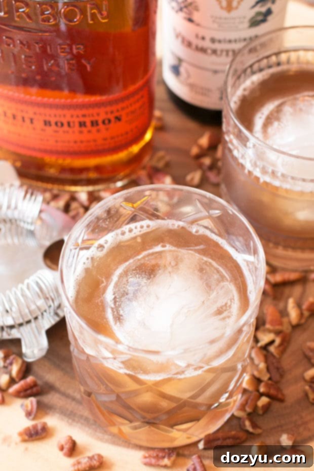 Pecan Pie Manhattan | cakenknife.com