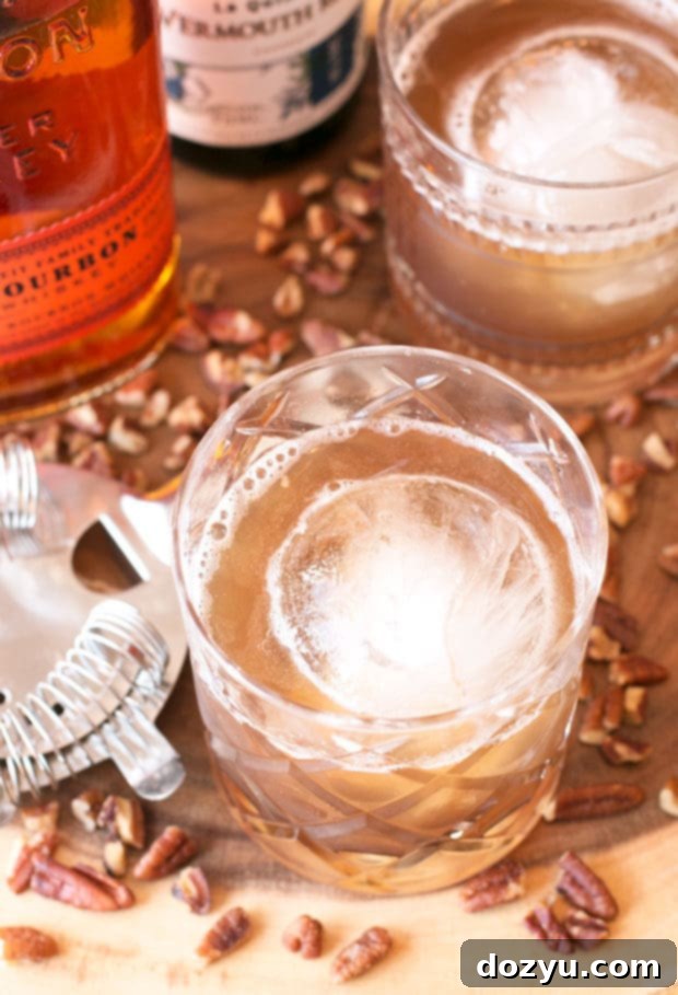 Pecan Pie Manhattan | cakenknife.com