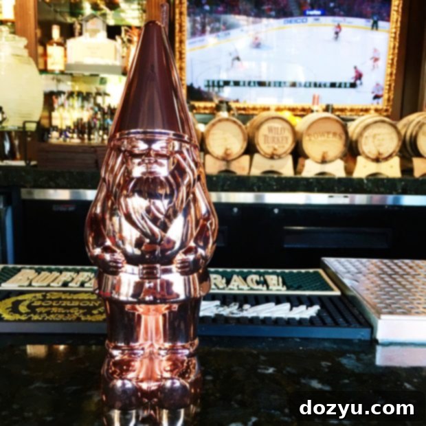 Fremont Street Eats A 48 Hour Foodie Adventure 8 Evel Knievel themed Evel Pie restaurant with large pizza slices