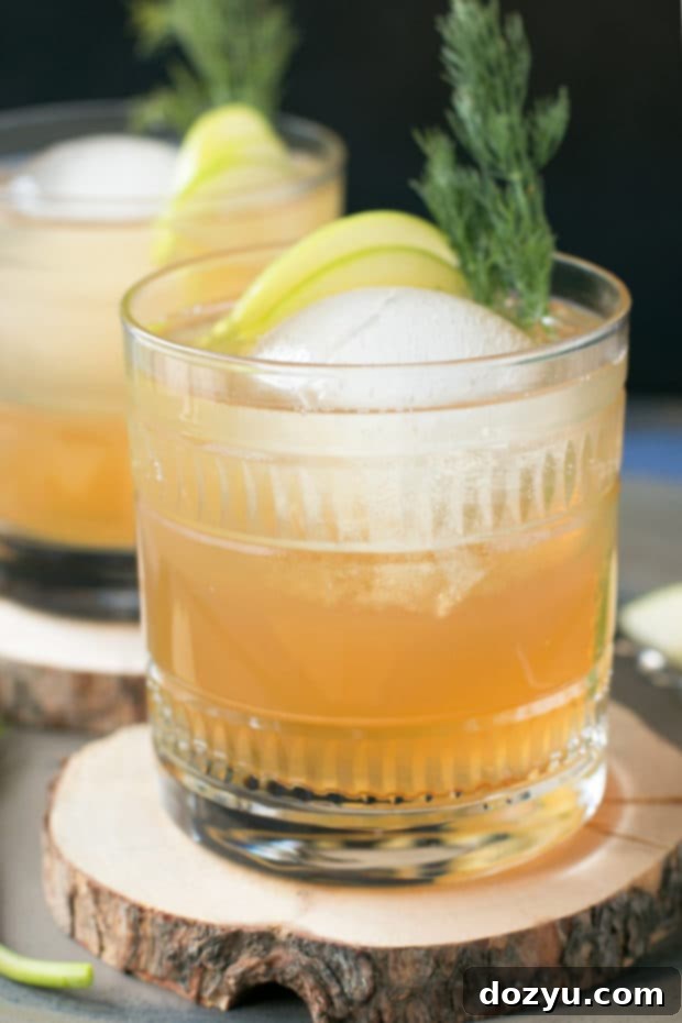 Crisp Apple Ginger Whiskey Sparkler 3 Whiskey Apple Ginger Fizz | cake knife.com #cocktail #happyhour #whiskey