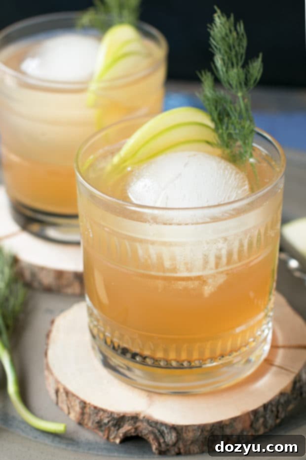 Crisp Apple Ginger Whiskey Sparkler 7 Whiskey Apple Ginger Fizz | cake knife.com #cocktail #happyhour #whiskey