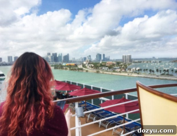 Cruise Ship Secrets for Millennials | cakenknife.com #cruisingcarnival #cruising #tipsandtricks #carnivalvista #sponsored