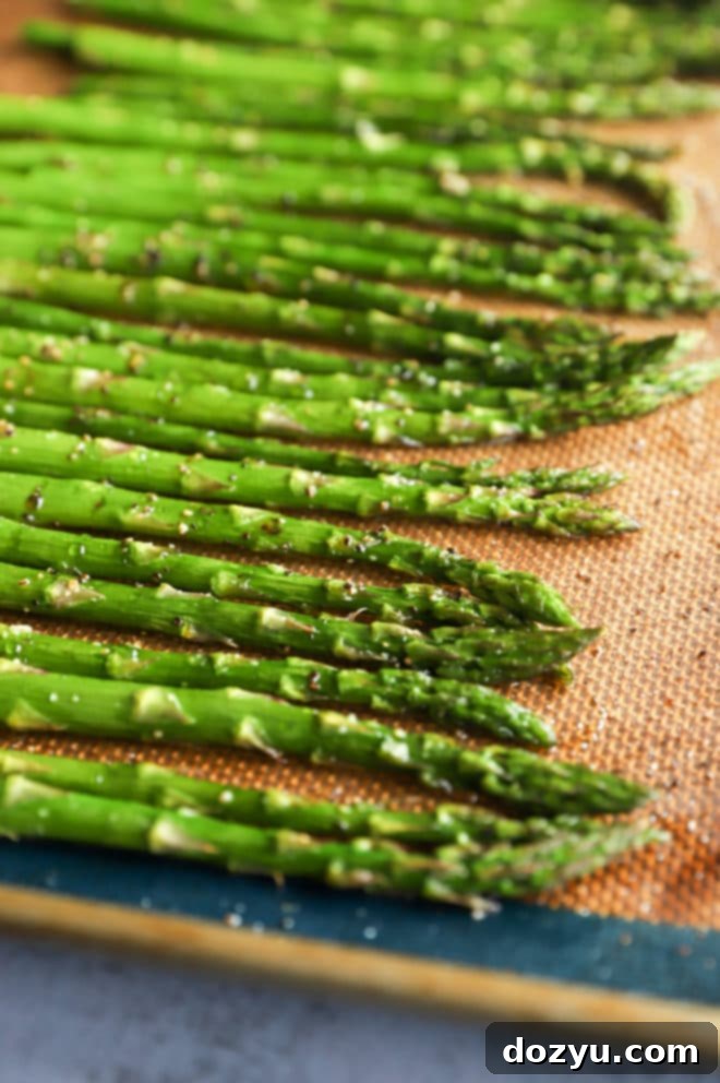 Roasted asparagus on sheet pan picture