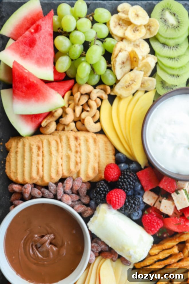 Picture of a summery fruit spread on a platter