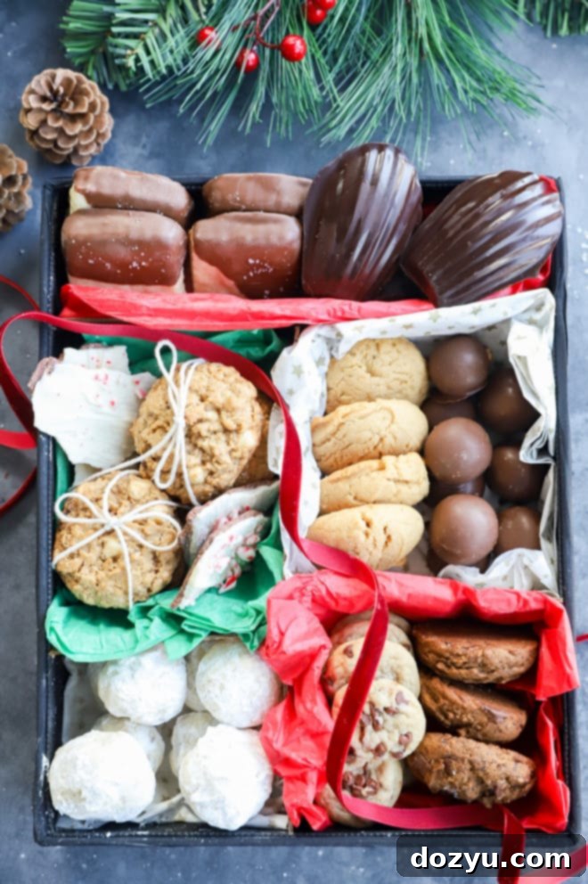 Mükemmel Yılbaşı Kurabiye Kutusu Nasıl Hazırlanır 13 Christmas cookies in a box with ribbon and tissue paper