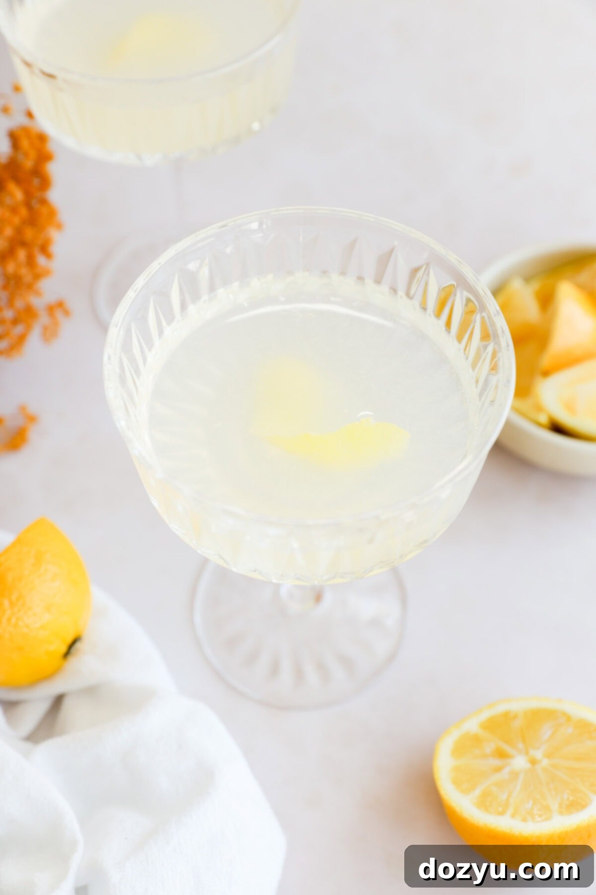 Sip on Perfection: The Bee's Knees Cocktail 8 easy lemony cocktail with lemon twist